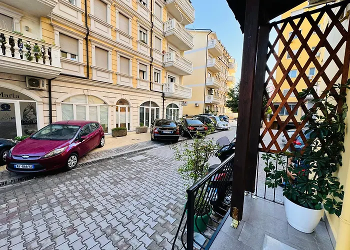 Edi Apartament Center